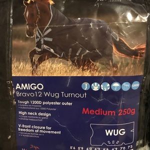 💎SOLD💎Amigo wug horse turnout blanket